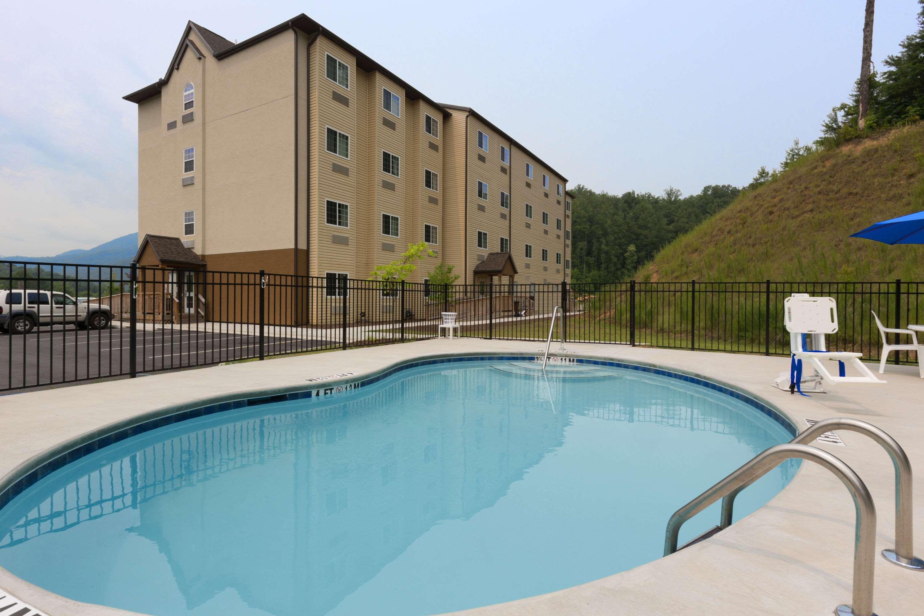 Microtel Inn & Suites Dillsboro/Sylva Exterior foto