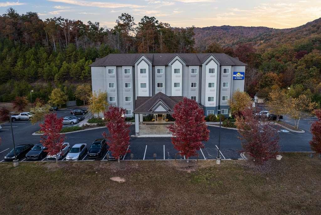 Microtel Inn & Suites Dillsboro/Sylva Exterior foto